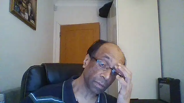 rauncher1 online show from 02-25-25, 02:44