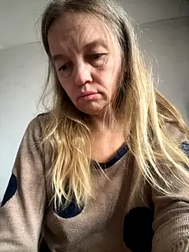 Susanel online show from 09-18-25, 08:38