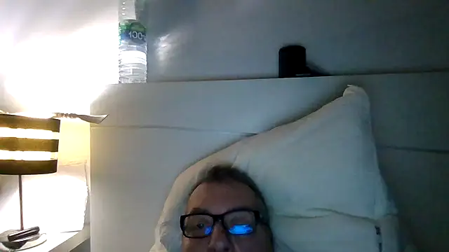 Snapshot of vergatugablogspot chatting on 02-08-26, 09:45 vergatugablogspot online show from 02-08-26, 09:45