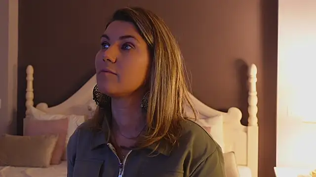 FeliciaKrige online show from 02-25-25, 10:18