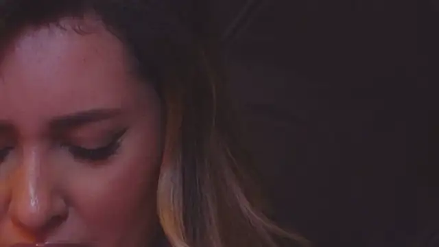 YaaraCollins online show from 12-13-24, 03:16