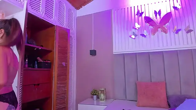 chantall1375 online show from 02-20-25, 01:57