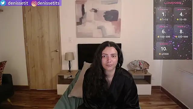 Snapshot of DenisseTits chatting on 02-03-25, 07:52 DenisseTits online show from 02-03-25, 07:52