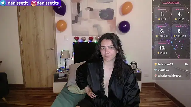 Snapshot of DenisseTits chatting on 02-10-25, 10:51 DenisseTits online show from 02-10-25, 10:51