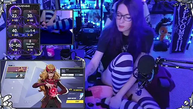 Snapshot of AnneSao chatting on 12-28-24, 12:15 AnneSao online show from 12-28-24, 12:15