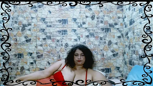 Snapshot of indianstar75 chatting on 11-26-25, 07:26 indianstar75 online show from 11-26-25, 07:26