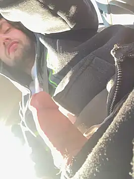 Snapshot of cumgitsumdic chatting on 02-27-25, 10:53 cumgitsumdic online show from 02-27-25, 10:53