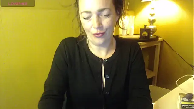 cloe85nl online show from 03-19-26, 09:02