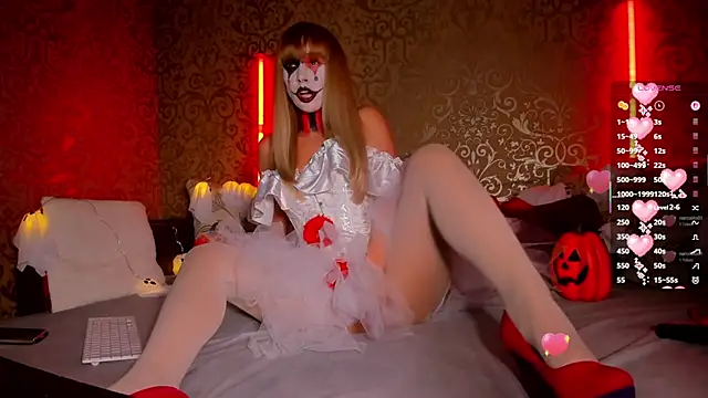 Snapshot of DanaGoddess chatting on 10-15-25, 06:19 DanaGoddess online show from 10-15-25, 06:19