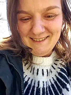 Snapshot of Cutegirlforyou chatting on 03-18-25, 11:41 Cutegirlforyou online show from 03-18-25, 11:41