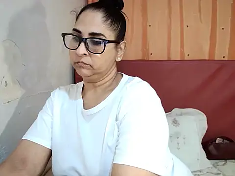 Indiankushy online show from 09-19-25, 04:51