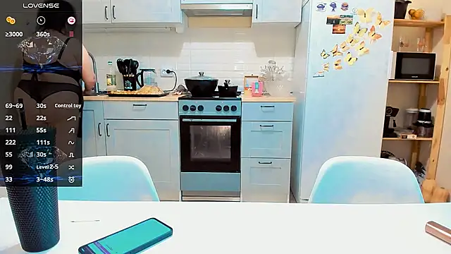 Snapshot of Nina_Hopper chatting on 01-27-25, 11:54 Nina Hopper online show from 01-27-25, 11:54