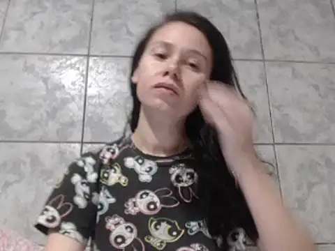 Snapshot of Venusluxodomme chatting on 09-30-25, 10:53 Venusluxodomme online show from 09-30-25, 10:53