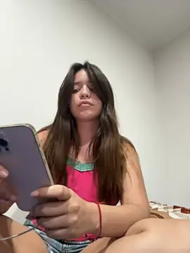 Snapshot of kiarafonseca_ chatting on 12-11-24, 01:37 kiarafonseca online show from 12-11-24, 01:37