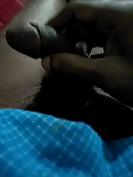 rocksred1 online show from 02-03-26, 06:02