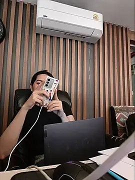 sara kimoo online show from 10-28-25, 10:19