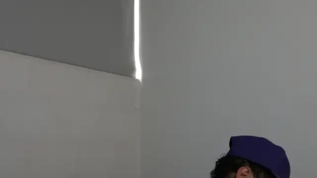 trieone online show from 12-09-24, 03:33