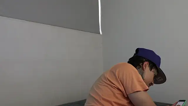 trieone online show from 12-28-24, 09:40