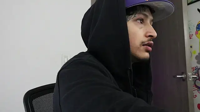 trieone online show from 09-22-25, 11:34