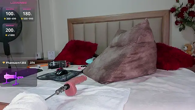 CaitlynLian online show from 03-17-25, 05:12