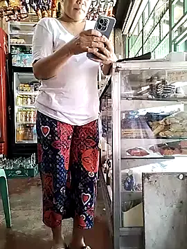 Snapshot of DelightDorothy34 chatting on 04-01-26, 06:25 DelightDorothy34 online show from 04-01-26, 06:25