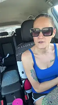 Snapshot of lolabunny9 chatting on 03-14-25, 05:13 lolabunny9 online show from 03-14-25, 05:13