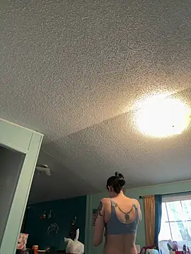 lolabunny9 online show from 02-15-26, 03:42