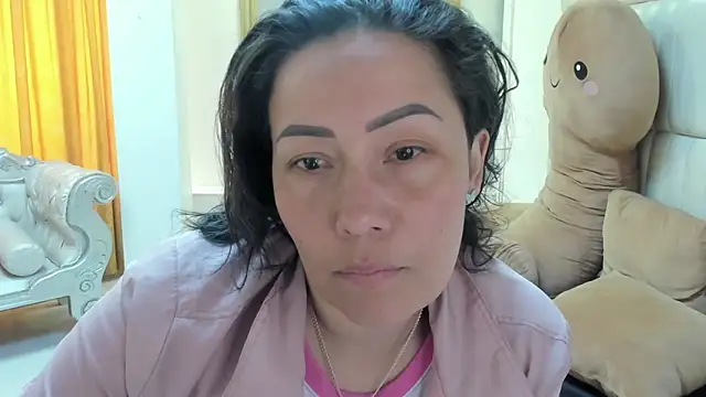 Snapshot of gaby_trent chatting on 01-07-25, 01:57 gaby trent online show from 01-07-25, 01:57