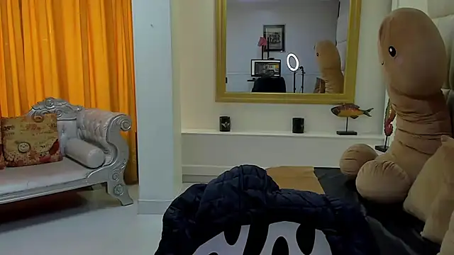 Snapshot of gaby_trent chatting on 01-22-25, 02:24 gaby trent online show from 01-22-25, 02:24