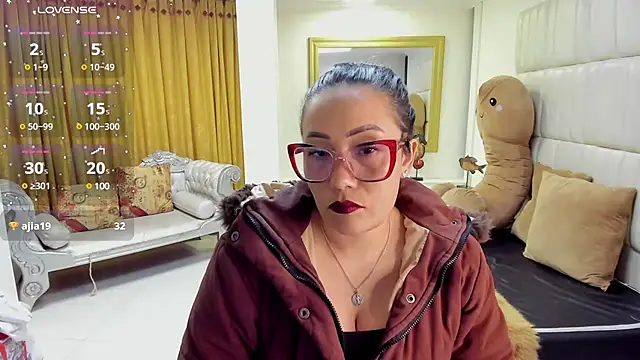 Snapshot of gaby_trent chatting on 02-27-25, 09:14 gaby trent online show from 02-27-25, 09:14