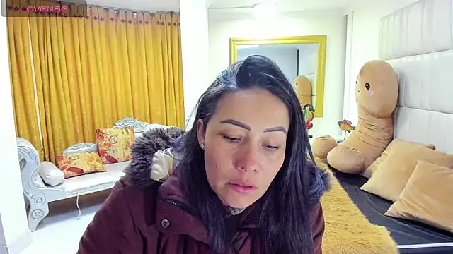 Snapshot of gaby_trent chatting on 03-12-25, 12:47 gaby trent online show from 03-12-25, 12:47