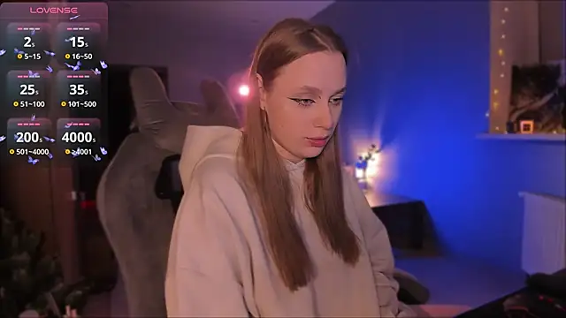 Snapshot of Rachel_Ro chatting on 12-10-24, 10:58 Rachel Ro online show from 12-10-24, 10:58