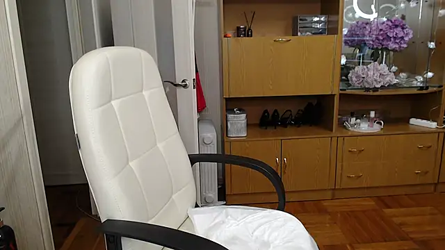 Mika Passion online show from 01-25-25, 12:47