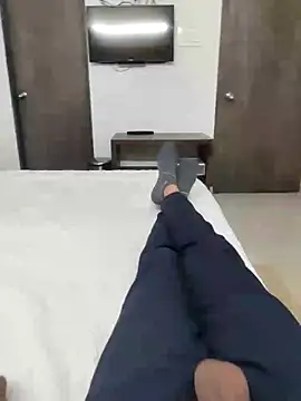 GUJJU GUJARATI online show from 02-22-25, 09:45