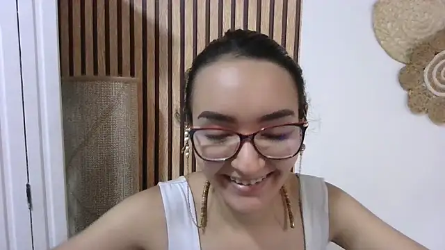 LinzyBaner online show from 02-11-25, 10:28