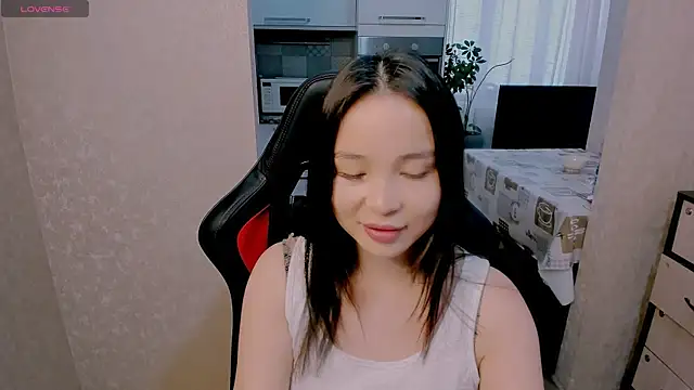 AyaMoon online show from 11-21-25, 04:44