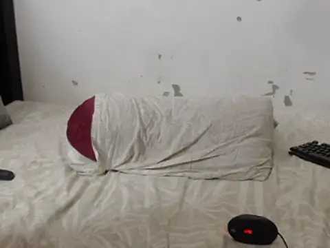 XHotJuicyBootyXX online show from 01-11-25, 06:45