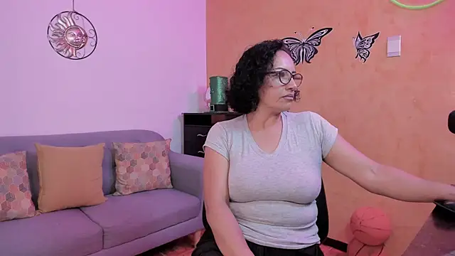 scarlet wet online show from 11-18-25, 12:38