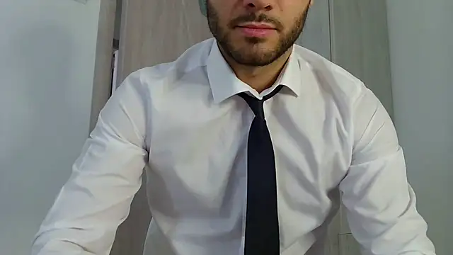 Justynn1 online show from 03-18-25, 06:25