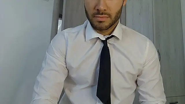 Snapshot of Justynn1 chatting on 05-30-26, 04:53 Justynn1 online show from 05-30-26, 04:53