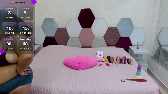 angel blue online show from 09-29-25, 03:50