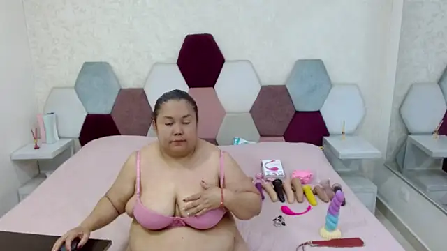 angel blue online show from 01-18-26, 04:44