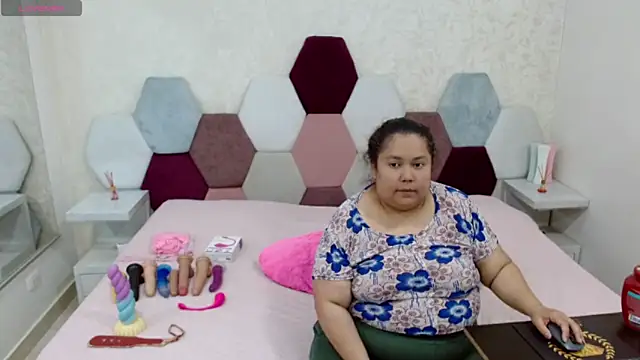 angel blue online show from 06-11-26, 02:59