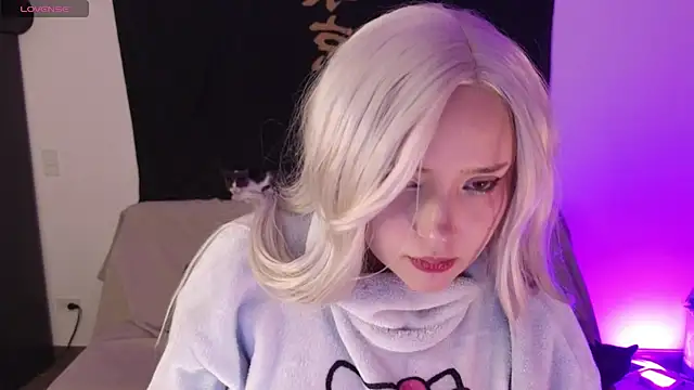 KuroChan420 online show from 02-07-25, 06:24