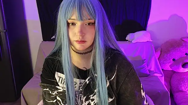 KuroChan420 online show from 03-14-25, 05:48