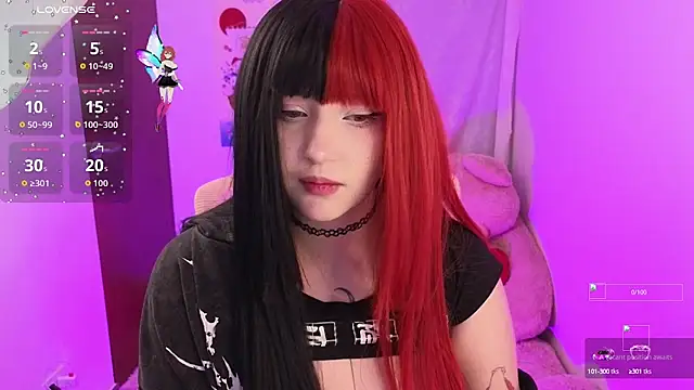 KuroChan420 online show from 09-26-25, 01:42