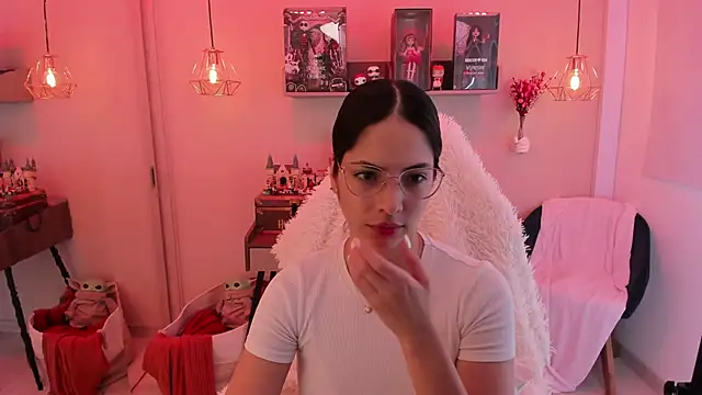 Zoe Bae online show from 03-20-25, 09:24