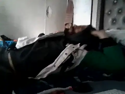 Sitonmyface2020xh online show from 02-24-25, 01:53