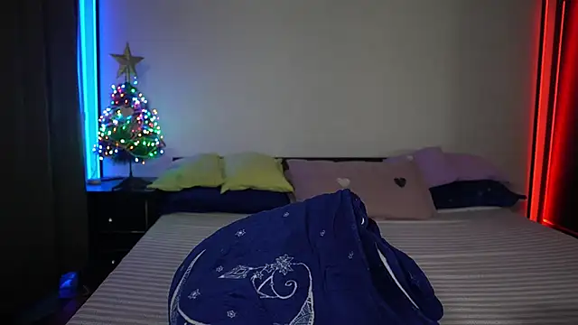 TiffanyPierce online show from 12-30-24, 12:11