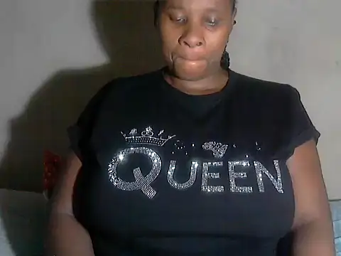 Snapshot of Choco-Coco10 chatting on 11-06-25, 03:18 Choco-Coco10 online show from 11-06-25, 03:18